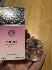Versace Bright Crystal Eau de Toilette Spray 5 ml 0.17 US fl oz Sample