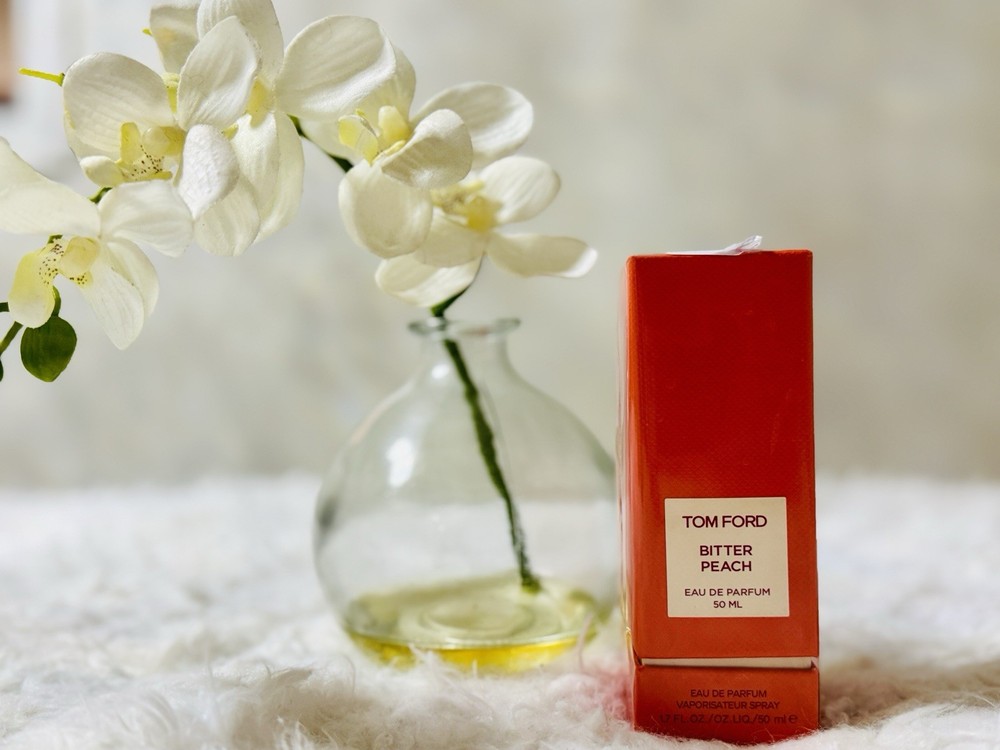 Tom Ford Bitter Peach Eau de Parfum Spray Regular Size 50 ml