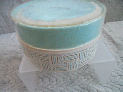 Vintage Tussy Early Iris 60s Bath Dusting Powder 4 oz New Unused Sealed