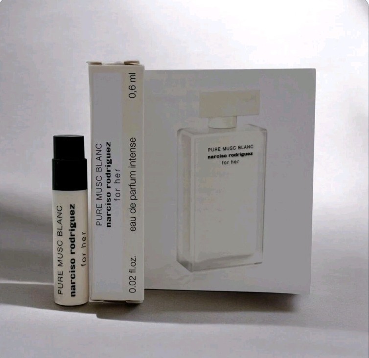 NARCISO RODRIGUEZ – Pure Musc Blanc For Her Intense Sample Spray x 1 Pcs, 0.6ml