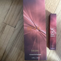 Bisou Memoire Volcano Extrait De Parfum Spray 3.4 fl oz w travel spray