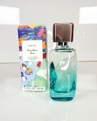Mary Kay Perfume BOUNDLESS BLUE Eau de Parfum NIB Limited Edition 1.7 Fl Oz 50ml