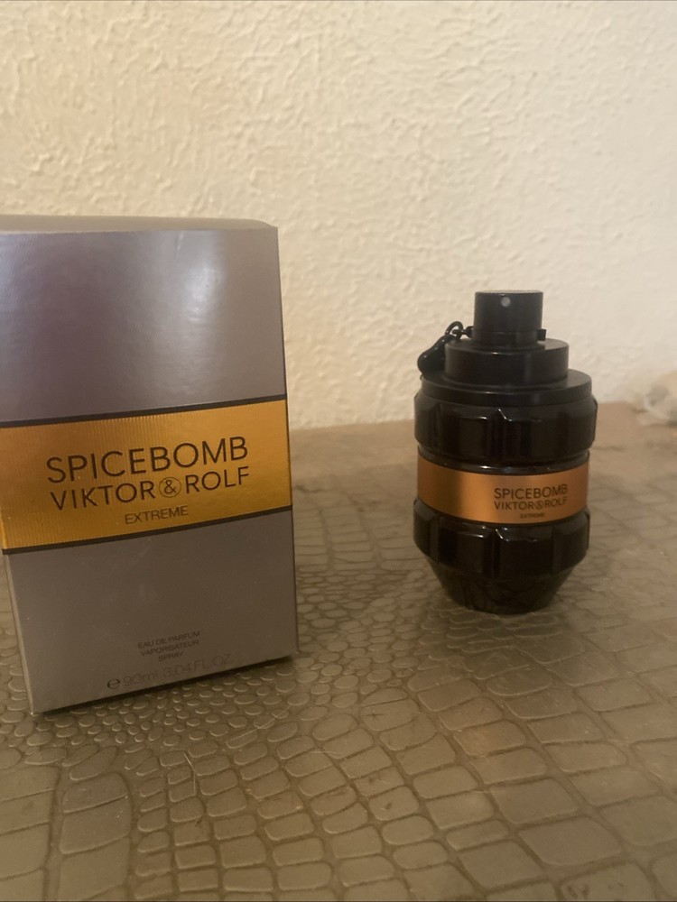 Viktor & Rolf Spicebomb Extreme 3oz Men’s Eau de Parfum – VR659706
