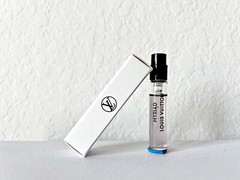 LOUIS VUITTON – Myriad EDP Sample Size Vial Spray x 1 Pcs 2ml