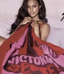 Victoria’s Secret EAU SO PARTY Fragrance Lotion(2) / Beauty Bag / Throw Blanket