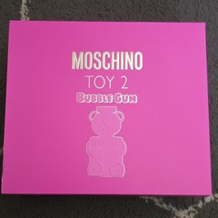 Moschino Toy 2 Bubble Gum Gift Set Eau de Toilette Spray 50 ml Bath Gel Lotion