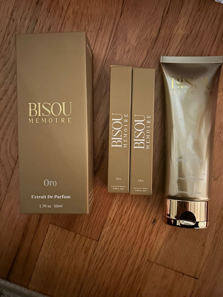 GIFT SET: Bisou Memoire Oro Extrait de Parfum in 50mL & 2 10mL & body lotion