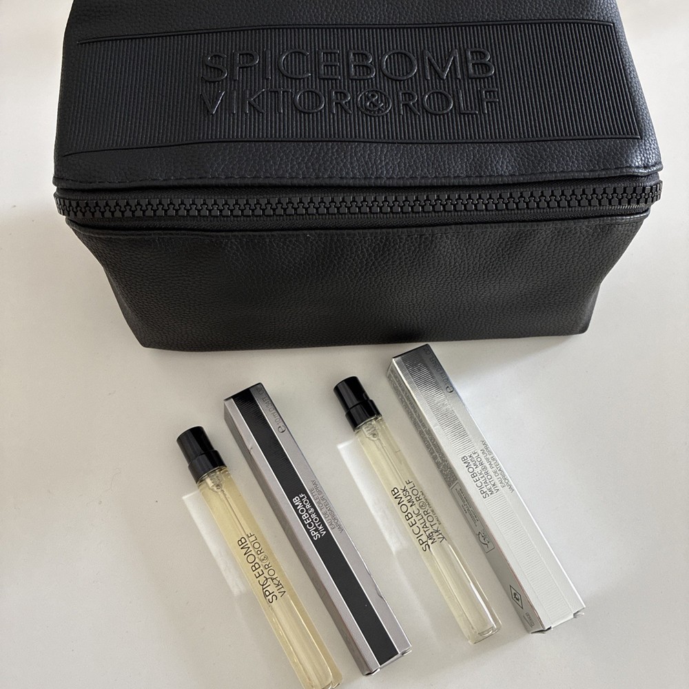2x VIKTOR & ROLF SPICEBOMB Travel Classic & Metallic Musk 2x 10ml Toiletry Bag
