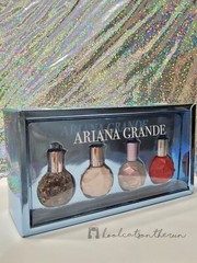 Ariana Grande Parfum 0.25 oz / 7.5 ml Miniature Splash Sweet Like Candy Red