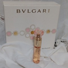 Bvlgari Rose Essentielle Eau de Parfum Spray 0.34 fl oz