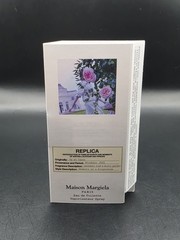 New Perfume Sample Cards #103