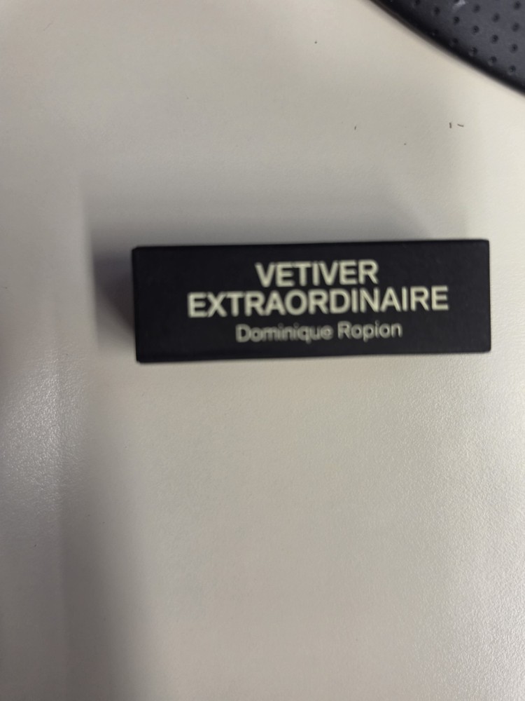 Frederic Malle VETIVER EXTRAORDINAIRE Eau De Parfum Spray 1.2ml