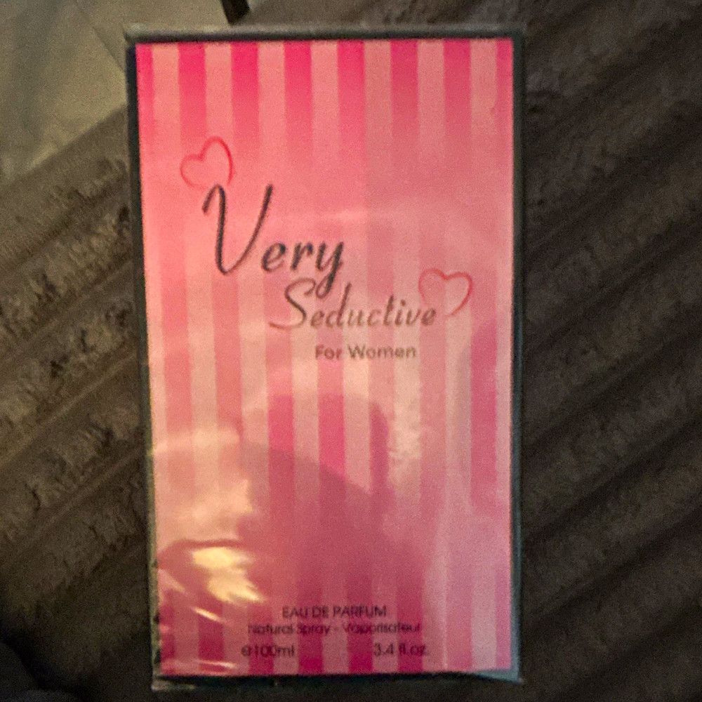 Fragrance Couture Very Seductive Eau de Parfum Spray, Regular Size 3.4 fl oz