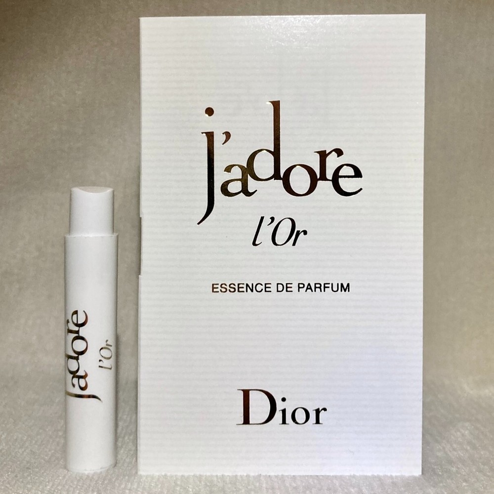 Dior J’adore L’Or Essence de Parfum Sample Spray .03oz, 1ml New in Card