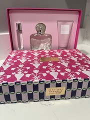 Estée Lauder Beautiful Magnolia Gift Sets 3-Piece Spray Fragrance Set