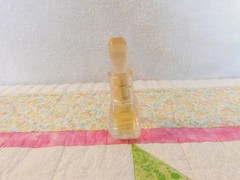 Reveal By Halle Berry For Women Mini .5 oz Eau De Perfume Spray Some Missing