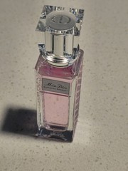 Miss Dior Blooming Bouquet Roller-pearl 0.7 Oz Travel Size – NEW