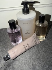 Salt & Stone Bundle Black Rose & Oud + Santal Vetiver Perfumes & Body Wash