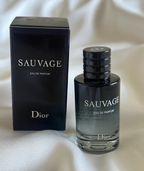 Dior Sauvage Eau de Parfum Spray 10 ml Travel Size Fragrance