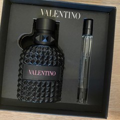Valentino 2 Piece Uomo Born in Roma Eau de Toilette Gift Set