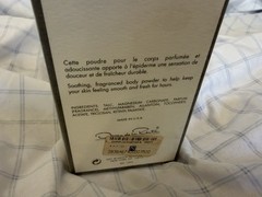 OSCAR “ACTIVEE” by OSCAR DE LA RENTA 3.5 oz / 100 g Body Powder In Sealed Box