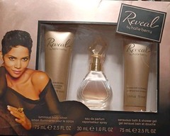 New Halle Berry Reveal Perfume Gift Set – 1oz EDP Spray, Lotion & Shower Gel