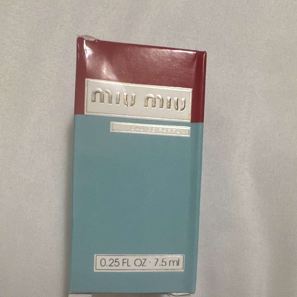 Miu Miu Eau de Parfum 7.5ml / 0.25oz Mini Dabber/Splash – Brand New in Box