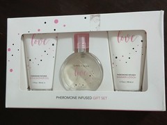 Siple Sexy Love Pheromone Infused Perfume Gift Set