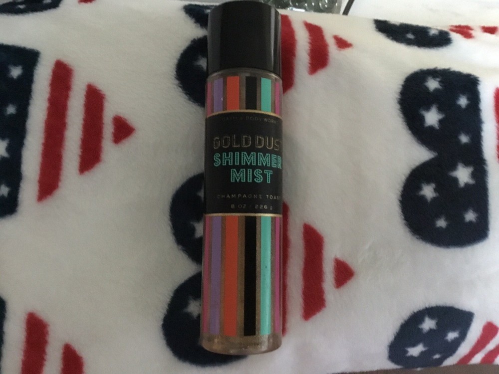 Bath & Body Works Champagne Toast Gold Dust Shimmer Mist-NEW (full Size)