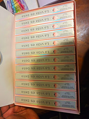 Bulk Fragrance Lot – 24 pcs La Vida Es Bella Eau de Parfum Spray 35ml Travel.