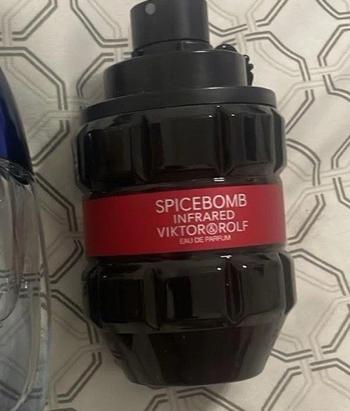 Viktor & Rolf Spicebomb Infrared Eau de Parfum Spray 1.7 fl oz