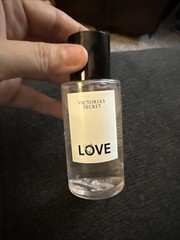 LOVE Perfume Victoria’s Secret 2.5 Oz 75 ml Fine Fragrance Mist Spray For Women