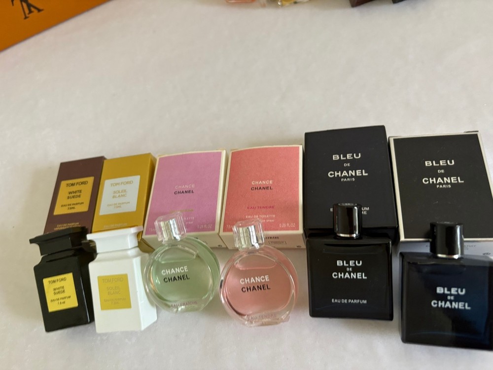 Lot of 6 Assorted Women’s Mini Perfume Travel Size 7.5ml Brand New Sealed