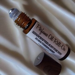 Dads Den scented roll on oil 10ml, blend of Tobacco, spice, florals