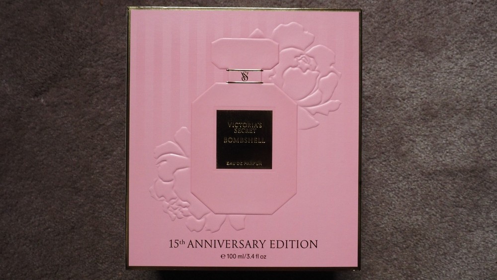 Victoria’s Secret Bombshell 15th Anniversary Ed. Women’s Eau de Parfum – 3.4oz