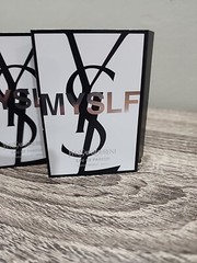 2 NEW YSL MYSLF EAU DE PARFUM YVES SAINT LAURENT 0.04 FL OZ 1.2 ML SAMPLE SPRAY