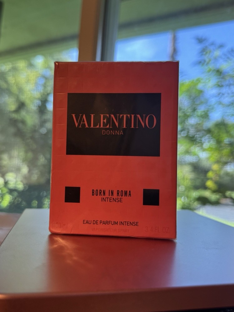 Valentino Donna Born In Roma Intense 3.4 fl oz Eau De Parfum 100ml For Women