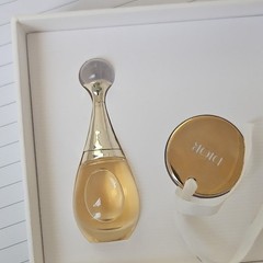 Set Dior J’adore L’or Bottle Es sencillo De Parfum 4ml