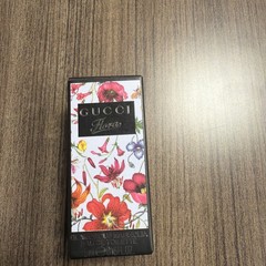 GUCCI FLORA GLAMOROUS MAGNOLIA 0.16 FL oz / 5 ML EDT Splash Mini Dabber