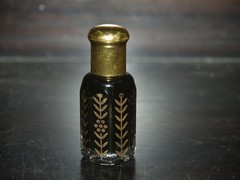 AL AMIR OUDH PURE OIL BEAUTIFUL WOODY SMELL 6ML BOTTLE