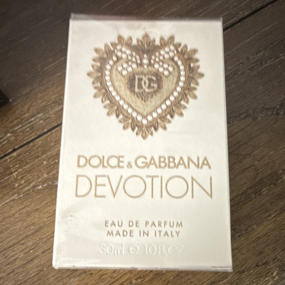 Dolce & Gabbana Devotion Eau de Parfum Spray, Regular Size 30 ml