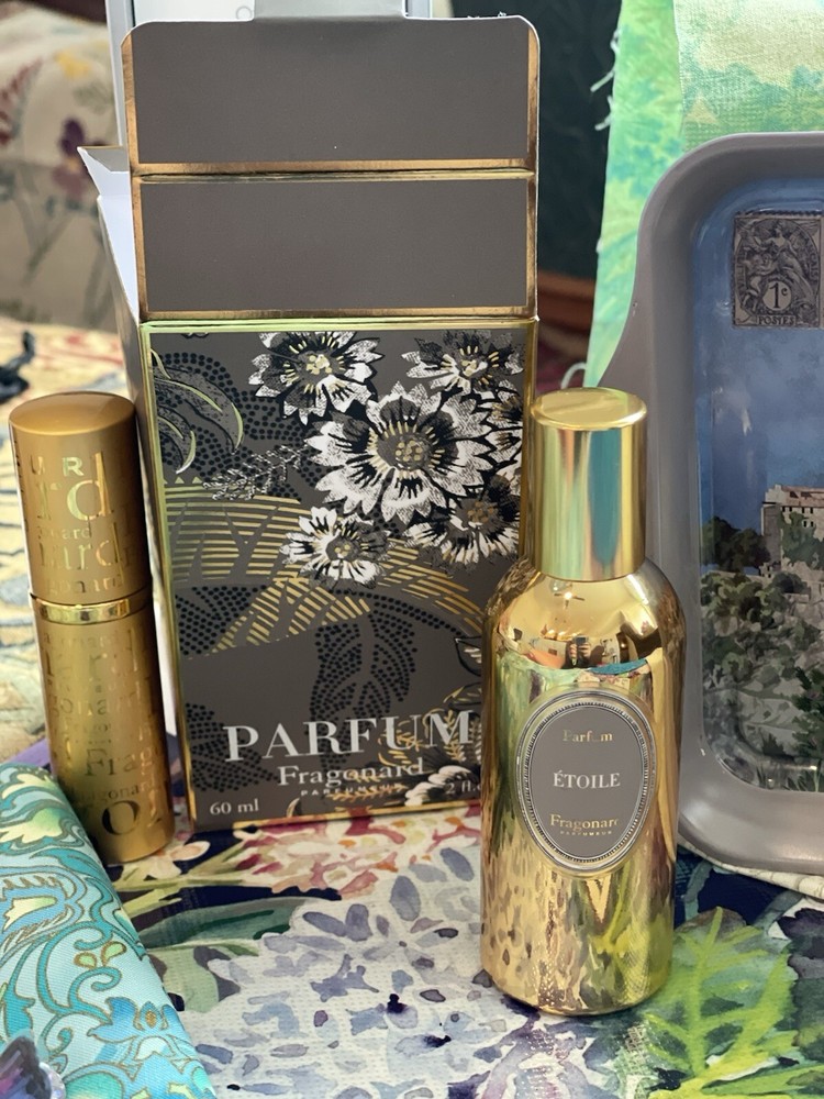 Étoile Perfume, New- Eze, France: Bergamot, Lemon, Apple, Ginger, Gardenia, Jasm