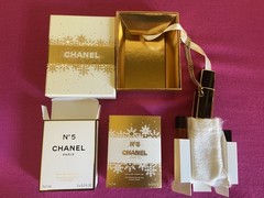 Chanel No 5 Holiday Eau de Parfum Purse Fragrance Perfume Spray Set