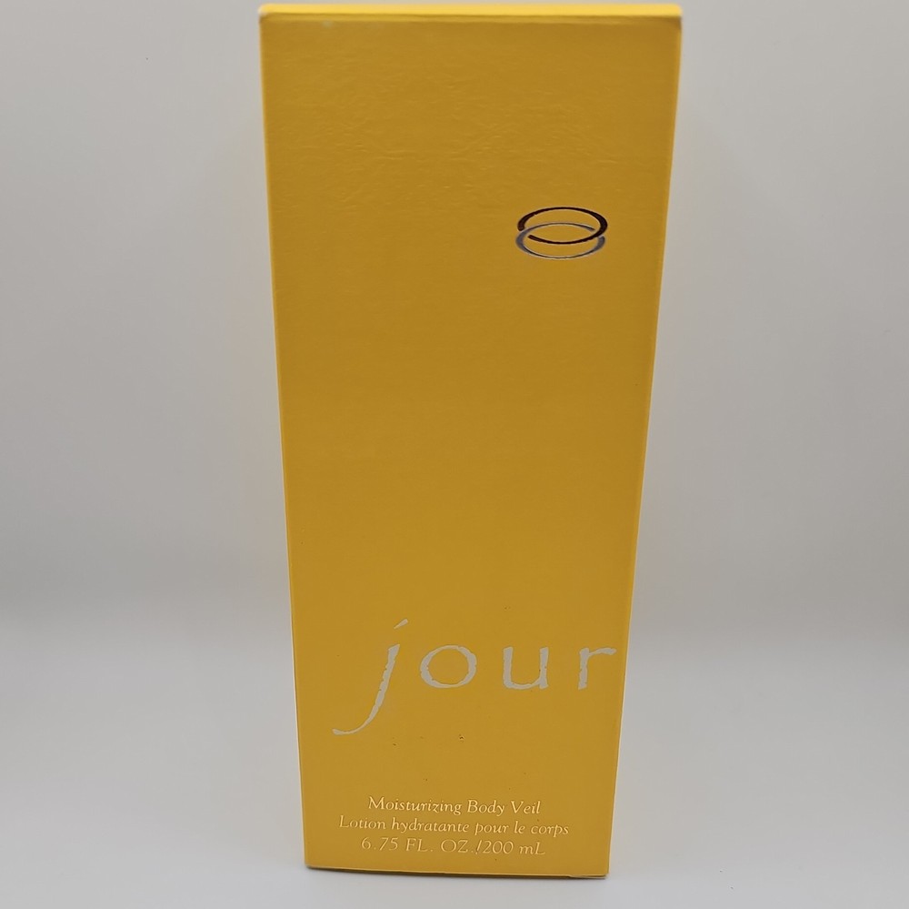 Mary Kay Journey Scented Cooling Liquid Body Powder 6.75 Oz New in Box NOS Jour