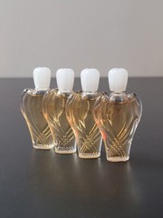 4 Bottles of Spectacular Fragrance by Joan Collins .17 fl oz Mini Size NOS