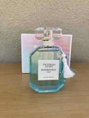 Victoria’s Secret Bombshell Isle 3.4 fl oz Women’s Eau De Parfum (discontinued)
