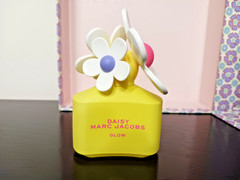 Marc Jacobs Daisy Glow EDT Spray 1.6oz / 50ml