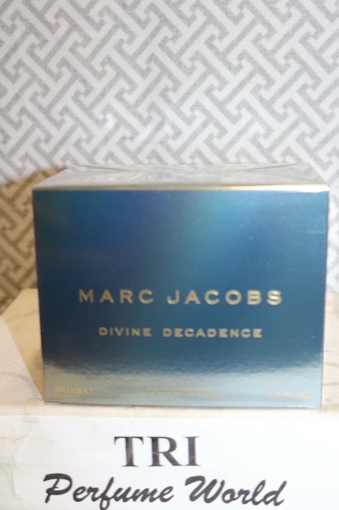 Marc Jacobs DIVINE DECADENT Women Eau de Parfum Spray 3.4 oz. Sealed