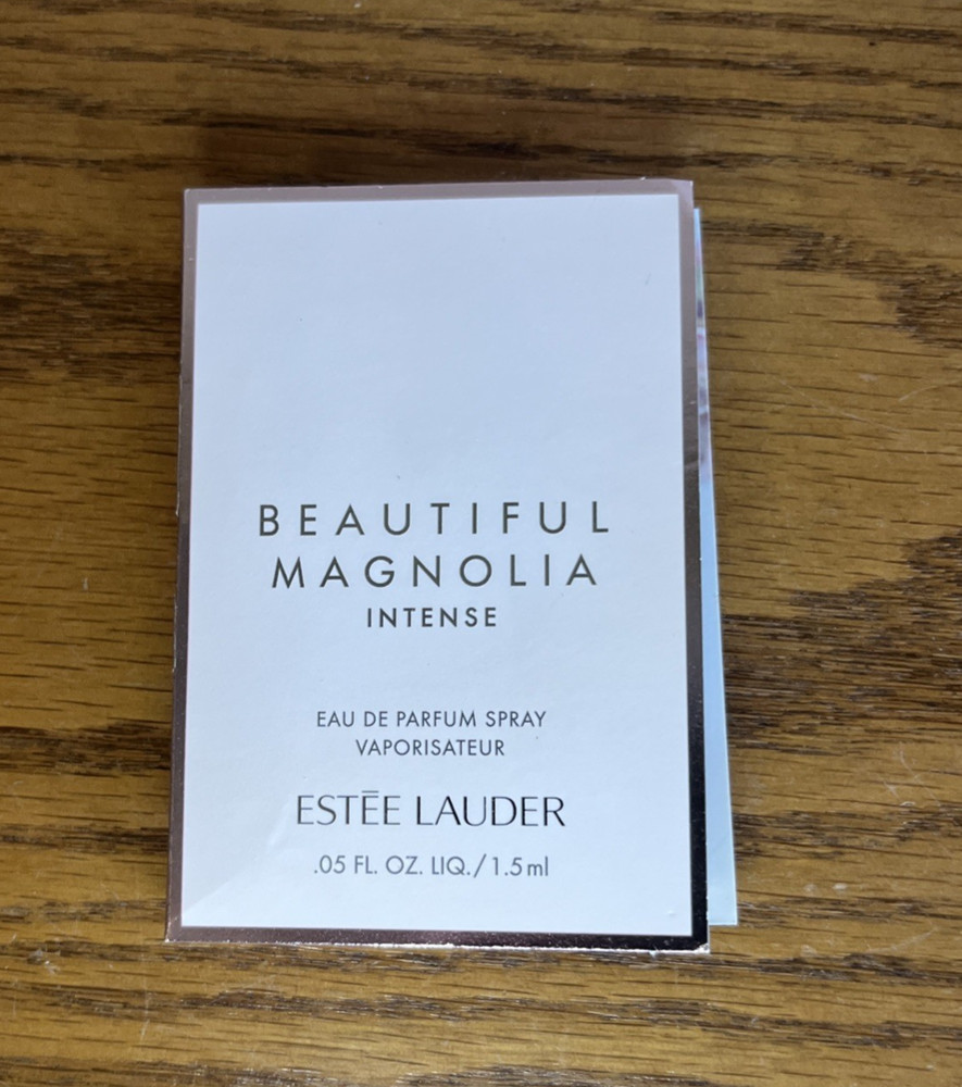 Estee Lauder Beautiful Magnolia Eau de Parfum 1.5 ml .05 oz Sample NEW