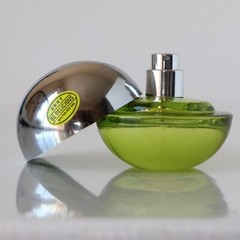 Be Delicious DKNY Perfume by Donna Karan, 1 oz / 30 ml EDP Spray For Women NIB